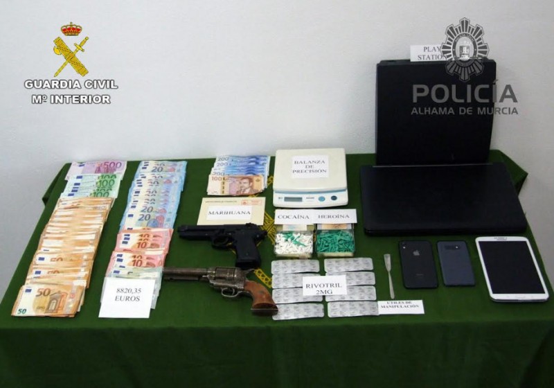 <span style='color:#780948'>ARCHIVED</span> - Drug dealer arrested in Alhama de Murcia
