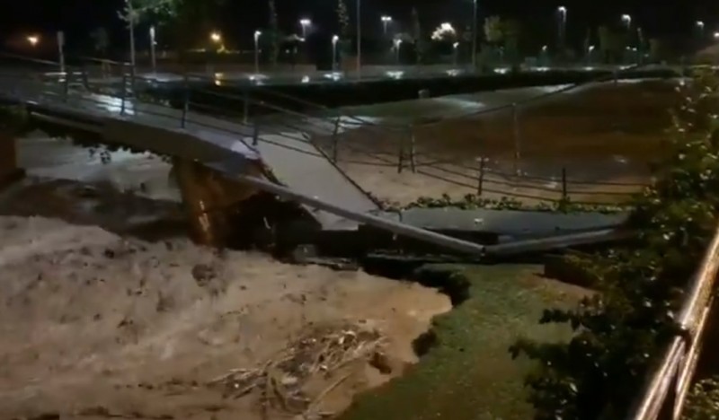 <span style='color:#780948'>ARCHIVED</span> - One dead and 2 missing in gota fría flooding in Catalunya