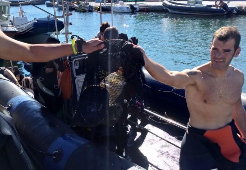 <span style='color:#780948'>ARCHIVED</span> - 80 kilos of waste removed from the Mediterranean by volunteer divers in Cabo de Palos