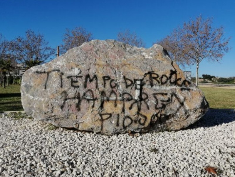 <span style='color:#780948'>ARCHIVED</span> - Vandals deface Nazi concentration camp memorial in Águilas