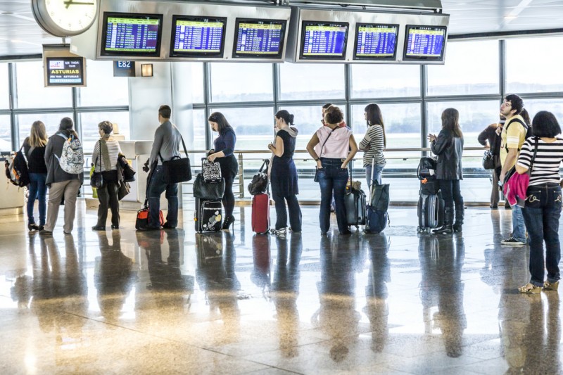 <span style='color:#780948'>ARCHIVED</span> - 42 Covid cases detected in Madrid airport passengers during July so far