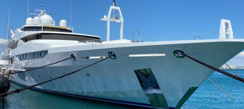 <span style='color:#780948'>ARCHIVED</span> - Four covid cases on luxury yacht owned by Qatari royal family docked in Mallorca