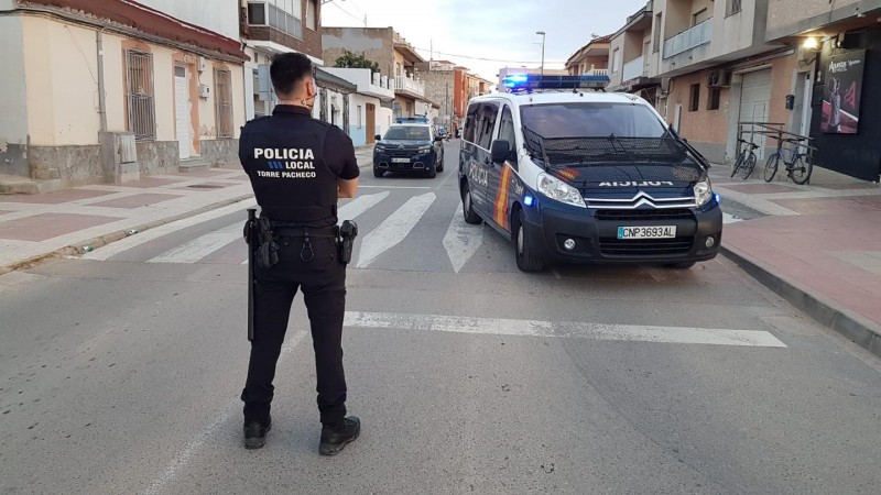 <span style='color:#780948'>ARCHIVED</span> - At least 20 irregular immigrants detained in Torre Pacheco raids