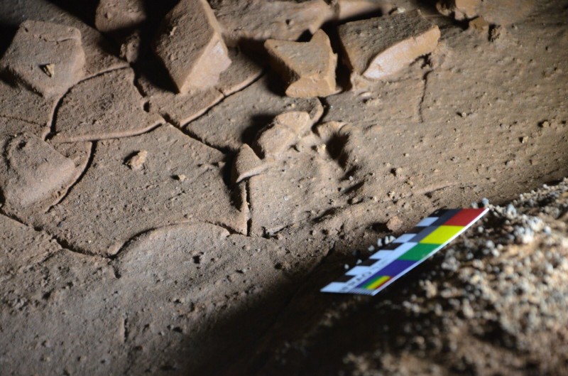 <span style='color:#780948'>ARCHIVED</span> - Child footprints thought to be 16,500 years old unearthed in Cantabrian cave