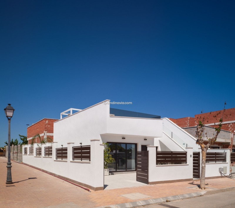 Swedish family-run property sales and management Puerto de Mazarron Murcia