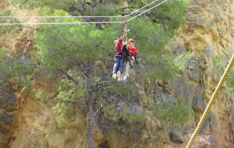 Ziplining in the Region of Murcia: four suggestions for great outdoor adventure days in the Costa Calida
