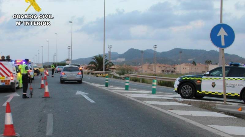 Horror crash in Cartagena kills a young passenger travelling in the boot of a car