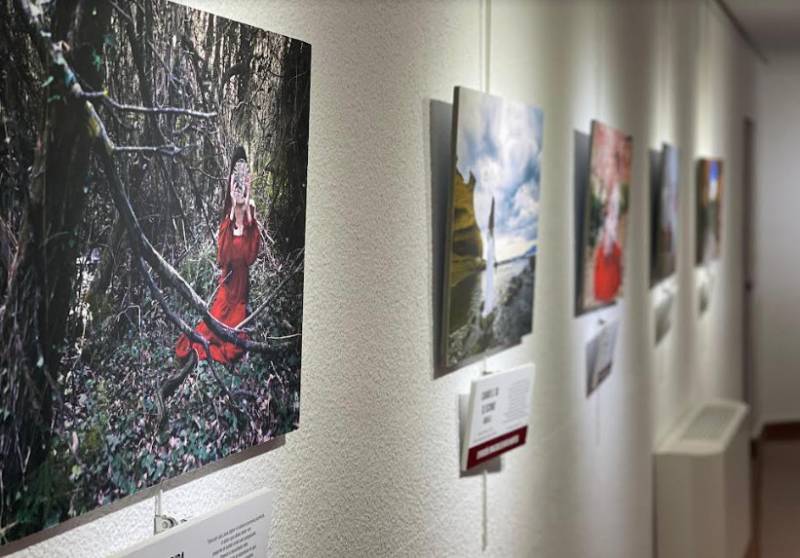 Until October 6 Enraizadas photography exhibition by Mayca Montero Gil in Aguilas