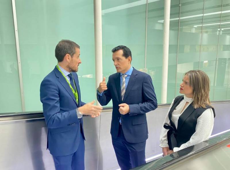 Murcia government will study adding more bus lines for Corvera Airport public transport