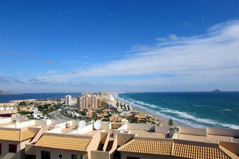 Body of dead diver found on La Manga beach