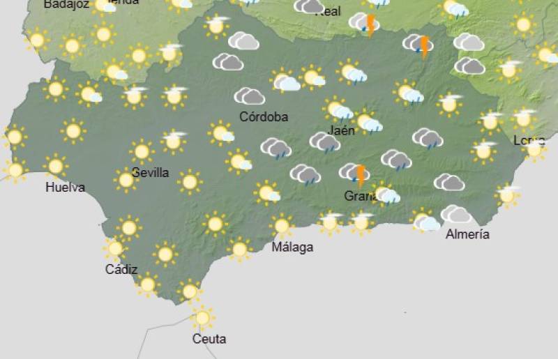Heat warnings, inland storms and dusty skies: Andalucía weekly weather forecast June 16-19