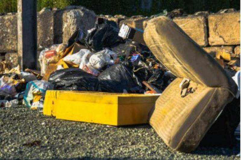 Lorca battles growing problem of dumped mattresses and furniture