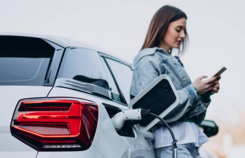 Up to €5,500 available as Spain opens new electric vehicle grant scheme