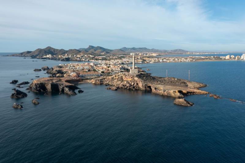 Mediterranean Sea off Murcia reaches record temperatures raising concerns over storms and marine life