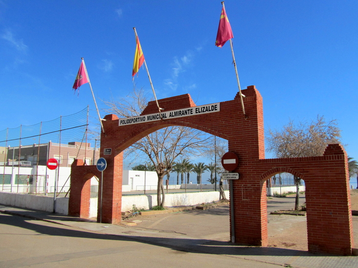 Municipal sports facilities in Los Urrutias