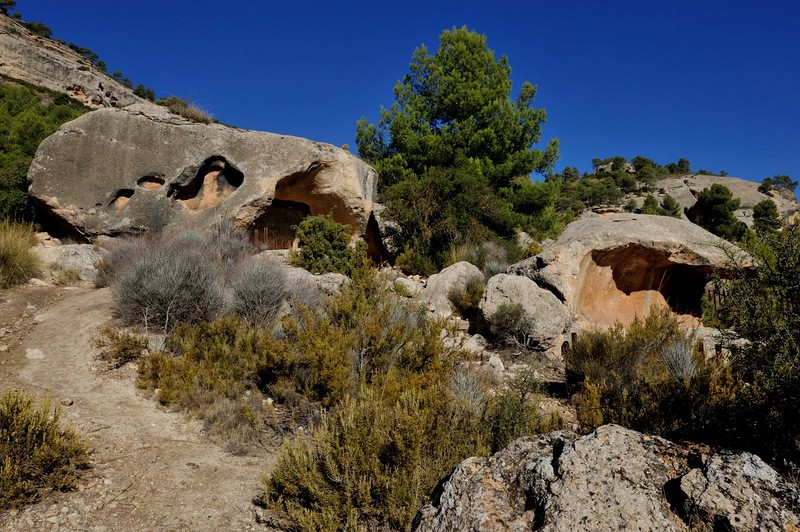 Monte Arabí in Yecla - prehistoric rock art and a multitude of legends